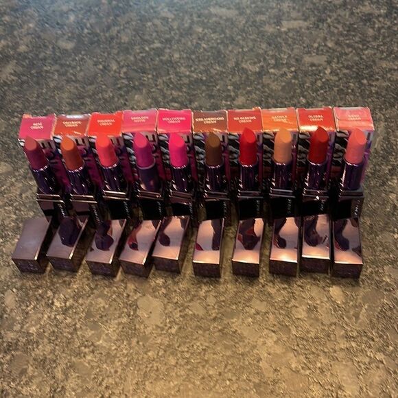 💋Urban Decay Vice Lipstick in Iced Americano 💋 - Picture 7 of 7